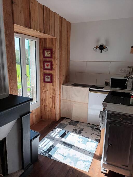 Charmant Studio Avec Jardin A La Campagne Sur Le Chemin De Saint Jacques De Compostelle Daire Lauzerte Dış mekan fotoğraf